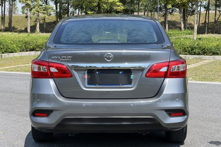 Used Nissan Sylphy 2021 Classic 1.6XE CVT Comfort Edition Exterior 6