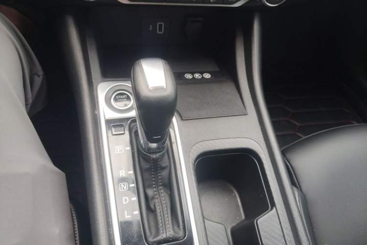 Used Nissan Sylphy 2021 1.6L XL CVT Enjoyment Edition Gear Lever