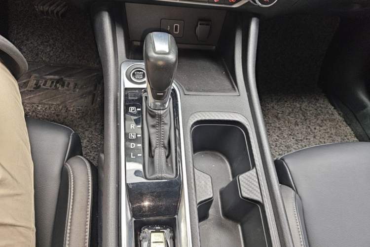 Used Nissan Sylphy 2021 1.6L XL CVT Enjoyment Edition Gear Lever