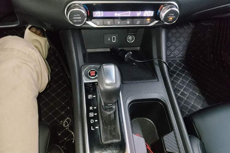 Used Nissan Sylphy 2021 1.6L XL CVT Enjoyment Edition Gear Lever