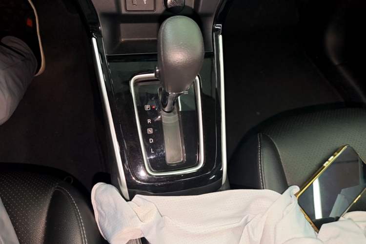 Used Nissan Sylphy 2021 Classic 1.6XL CVT Luxury Edition Gear Lever