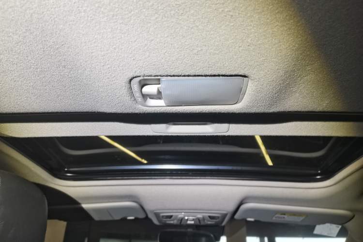 Used Nissan Sylphy 2021 Classic 1.6XL CVT Luxury Edition Headliner