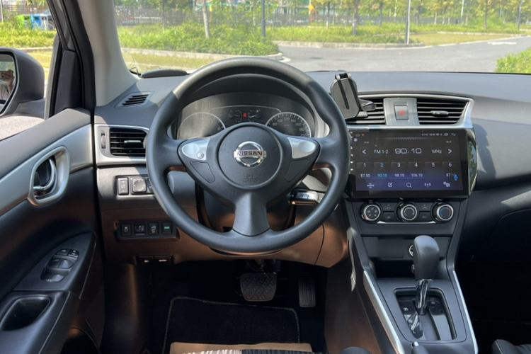 Used Nissan Sylphy 2021 Classic 1.6XE CVT Comfort Edition Interior 2
