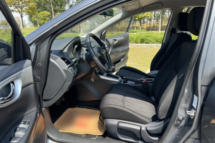 Used Nissan Sylphy 2021 Classic 1.6XE CVT Comfort Edition Interior 3