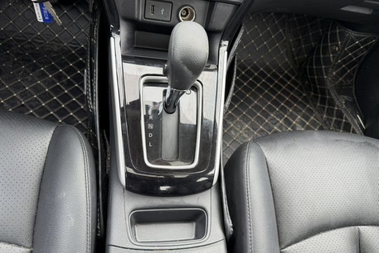 Used Nissan Sylphy 2021 Classic 1.6XL CVT Luxury Edition Interior 9