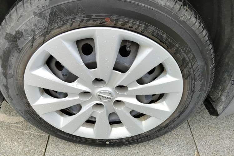 Used Nissan Sylphy 2021 Classic 1.6XE CVT Comfort Edition Left Front Wheel Hub