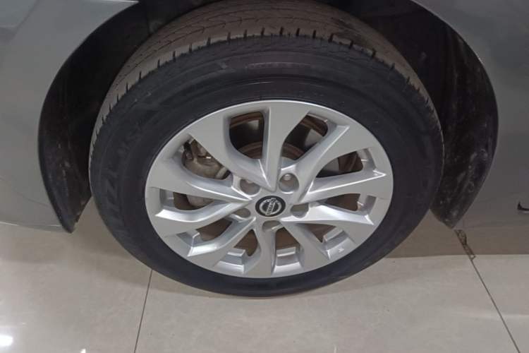 Used Nissan Sylphy 2021 Classic 1.6XL CVT Luxury Edition Left Front Wheel Hub