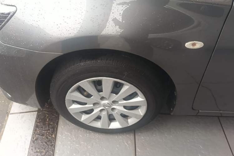 Used Nissan Sylphy 2021 Classic 1.6XE CVT Comfort Edition Left Front Wheel Hub