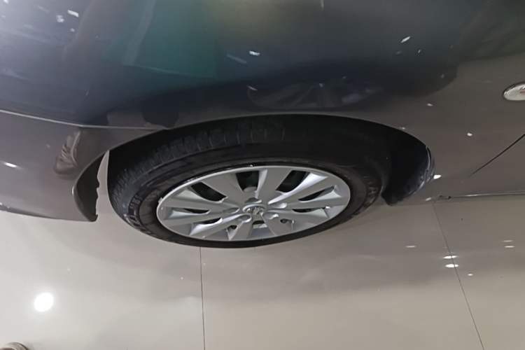 Used Nissan Sylphy 2021 Classic 1.6XE CVT Comfort Edition Left Front Wheel Hub