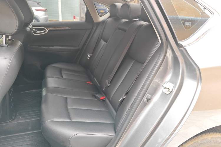 Used Nissan Sylphy 2021 Classic 1.6XL CVT Luxury Edition Left Rear Seat