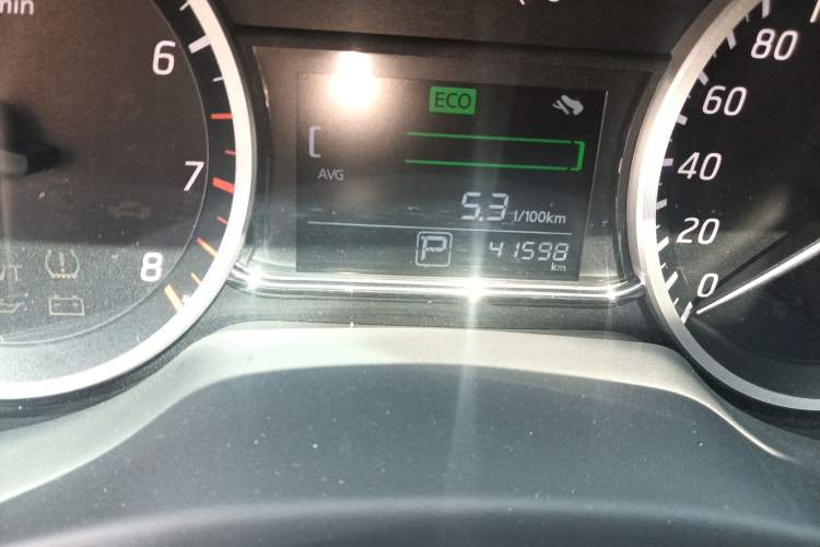 Used Nissan Sylphy 2021 Classic 1.6XE CVT Comfort Edition Odometer Close Up