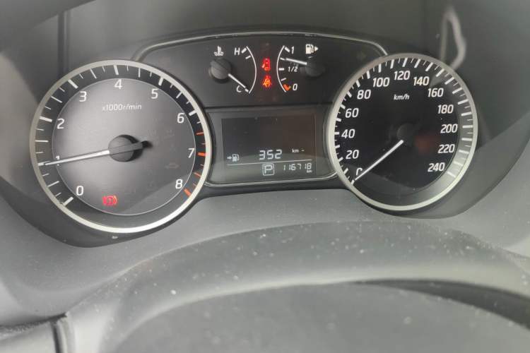 Used Nissan Sylphy 2021 Classic 1.6XE CVT Comfort Edition Odometer Close Up