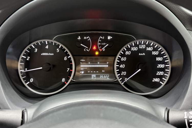 Used Nissan Sylphy 2021 Classic 1.6XL CVT Luxury Edition Odometer Close Up