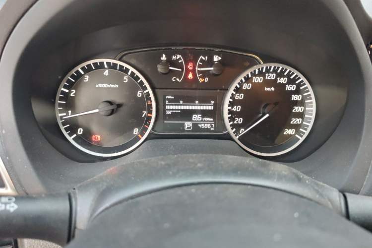 Used Nissan Sylphy 2021 Classic 1.6XE CVT Comfort Edition Odometer Close Up
