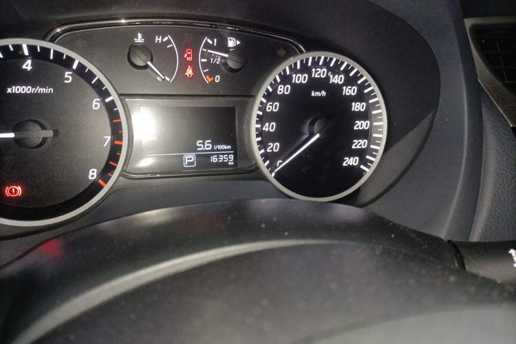 Used Nissan Sylphy 2021 Classic 1.6XL CVT Luxury Edition Odometer Close Up