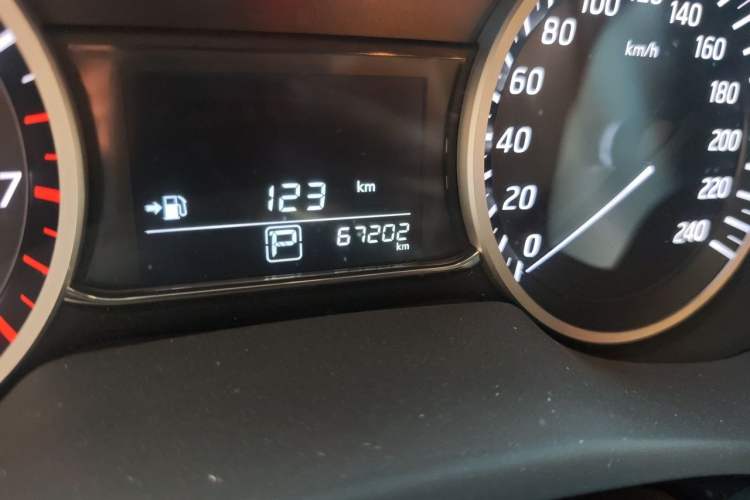 Used Nissan Sylphy 2021 Classic 1.6XL CVT Luxury Edition Odometer Close Up