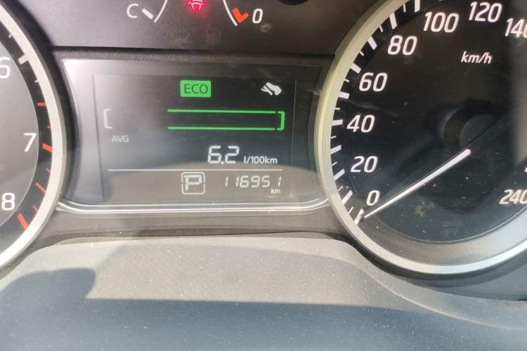 Used Nissan Sylphy 2021 Classic 1.6XL CVT Luxury Edition Odometer Close Up