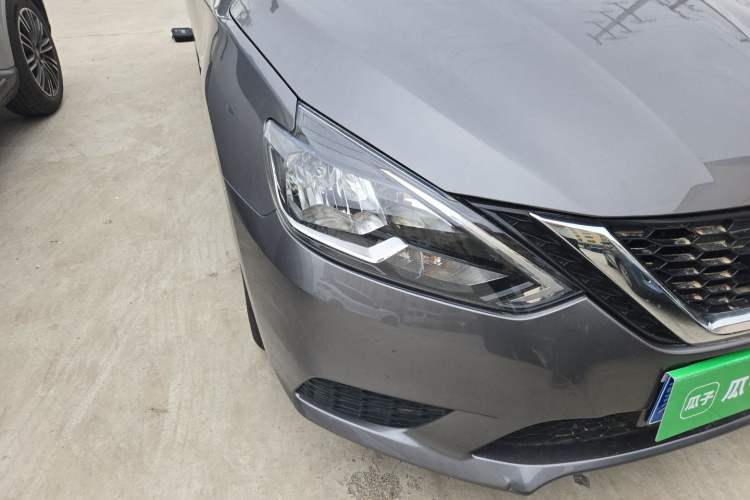 Used Nissan Sylphy 2021 Classic 1.6XE CVT Comfort Edition Right Front Headlight