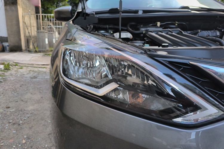 Used Nissan Sylphy 2021 Classic 1.6XL CVT Luxury Edition Right Front Headlight