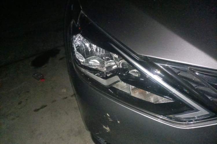 Used Nissan Sylphy 2021 Classic 1.6XL CVT Luxury Edition Right Front Headlight