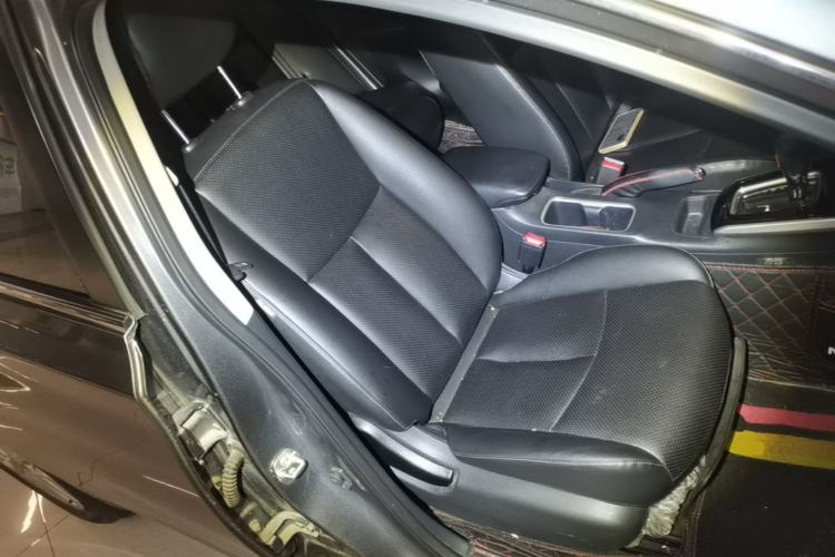 Used Nissan Sylphy 2021 Classic 1.6XL CVT Luxury Edition Right Front Seat