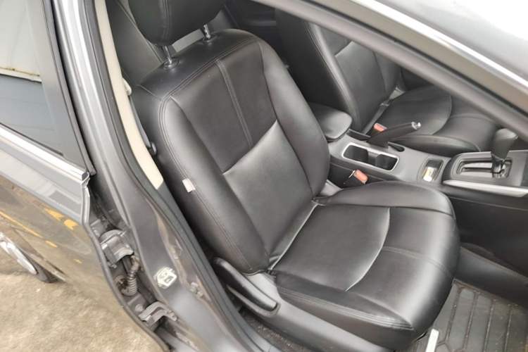 Used Nissan Sylphy 2021 Classic 1.6XL CVT Luxury Edition Right Front Seat