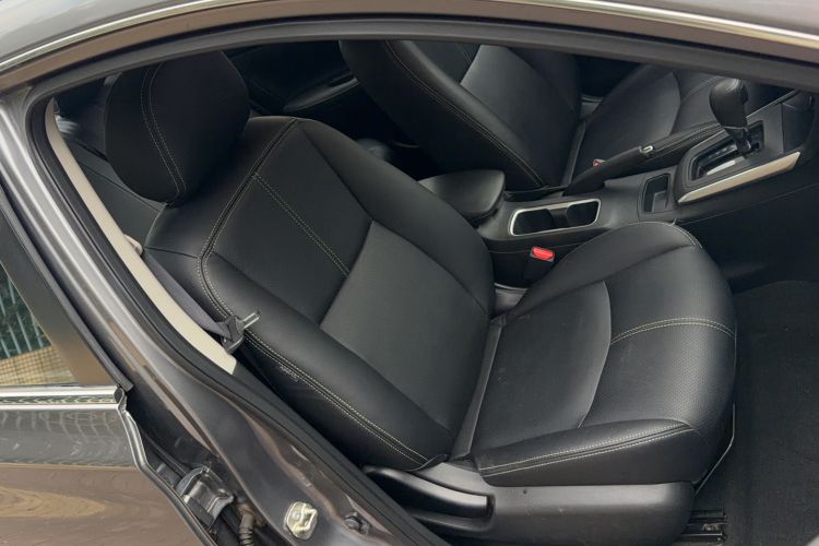 Used Nissan Sylphy 2021 Classic 1.6XE CVT Comfort Edition Right Front Seat