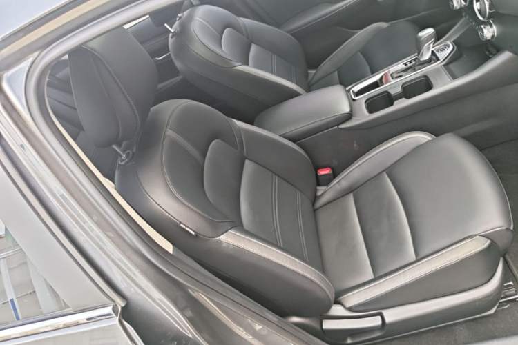 Used Nissan Sylphy 2021 1.6L XL CVT Enjoyment Edition Right Front Seat