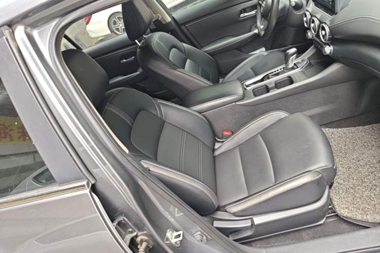 Used Nissan Sylphy 2021 1.6L XL CVT Enjoyment Edition Right Front Seat