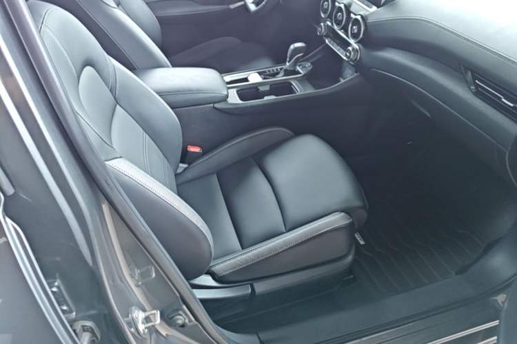 Used Nissan Sylphy 2021 1.6L XL CVT Enjoyment Edition Right Front Seat