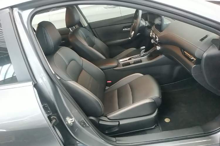 Used Nissan Sylphy 2021 1.6L XL CVT Enjoyment Edition Right Front Seat