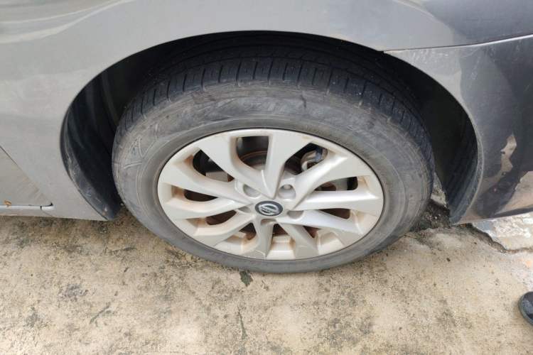 Used Nissan Sylphy 2021 Classic 1.6XL CVT Luxury Edition Right Front Wheel Hub