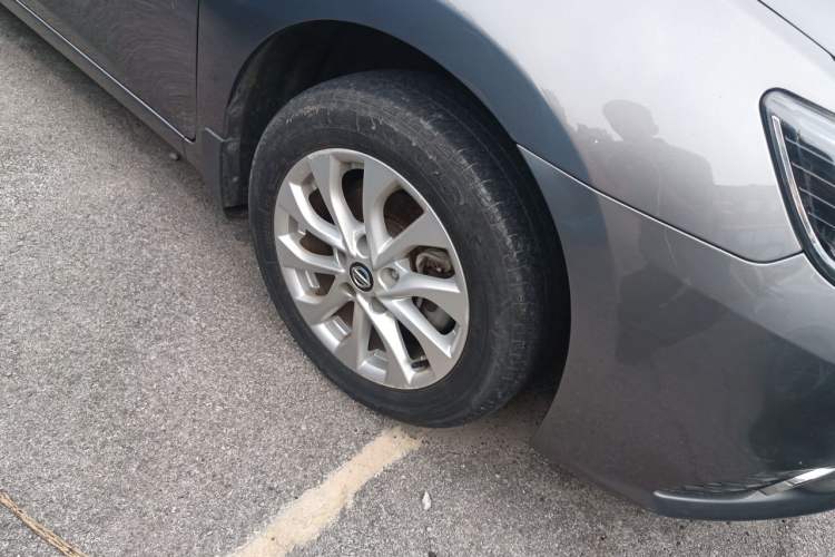 Used Nissan Sylphy 2021 Classic 1.6XL CVT Luxury Edition Right Front Wheel Hub