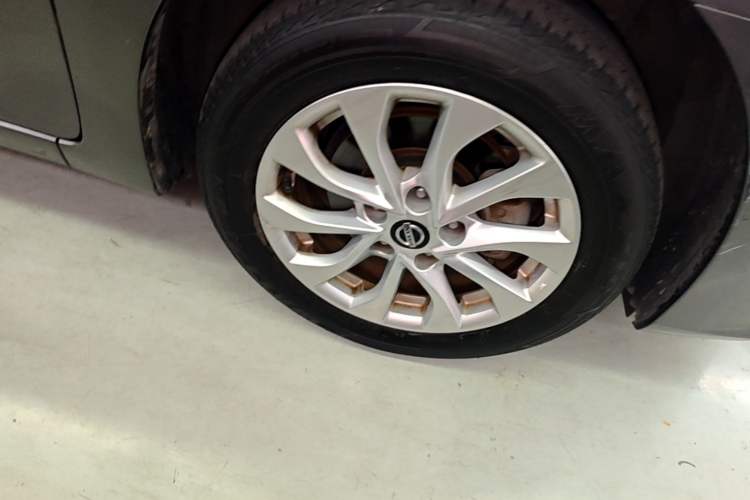 Used Nissan Sylphy 2021 Classic 1.6XL CVT Luxury Edition Right Front Wheel Hub
