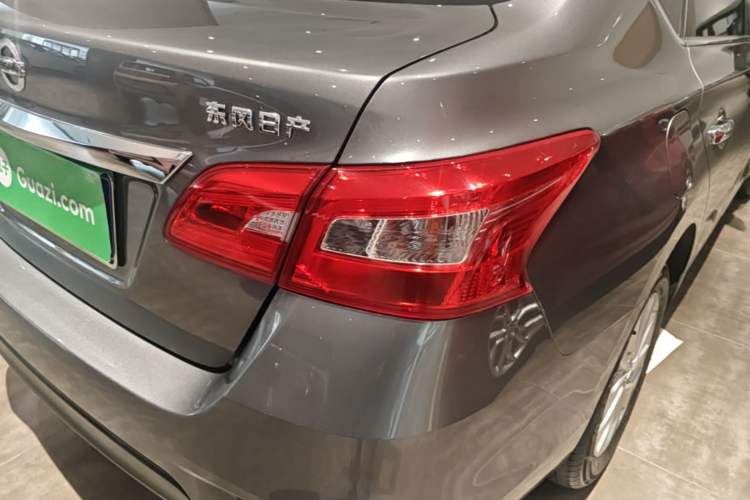 Used Nissan Sylphy 2021 Classic 1.6XL CVT Luxury Edition Right Rear Taillight