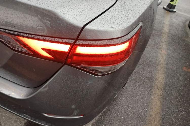 Used Nissan Sylphy 2021 1.6L XL CVT Enjoyment Edition Right Rear Taillight