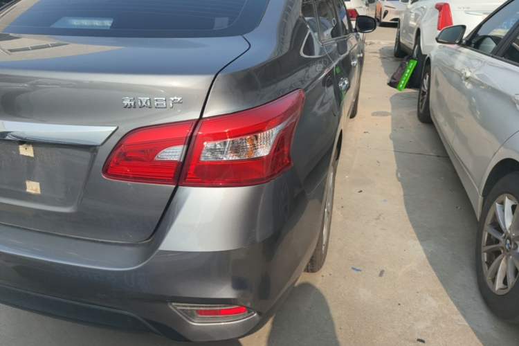 Used Nissan Sylphy 2021 Classic 1.6XL CVT Luxury Edition Right Rear Taillight