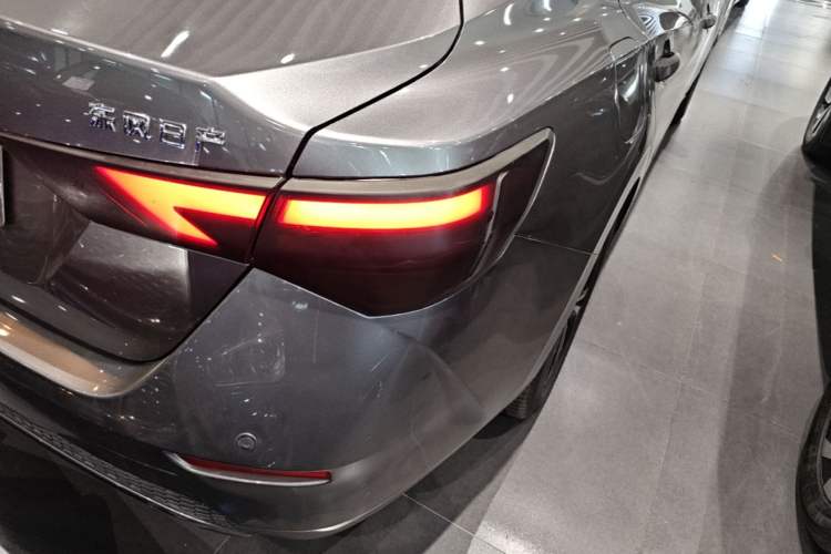 Used Nissan Sylphy 2021 1.6L XL CVT Enjoyment Edition Right Rear Taillight