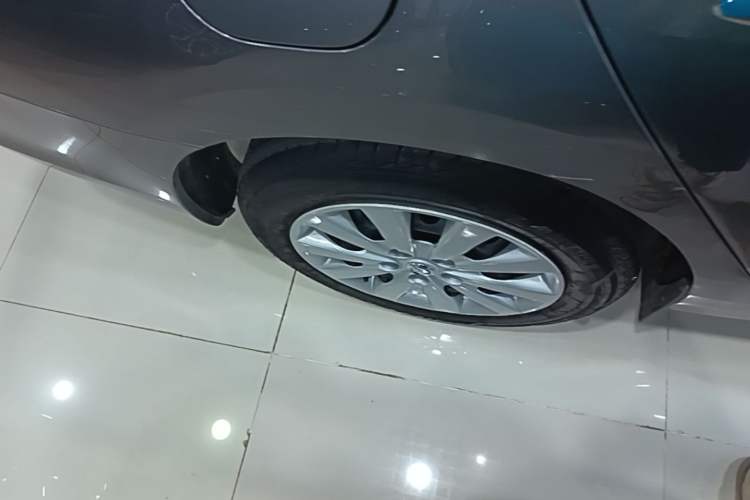 Used Nissan Sylphy 2021 Classic 1.6XE CVT Comfort Edition Right Rear Wheel Hub