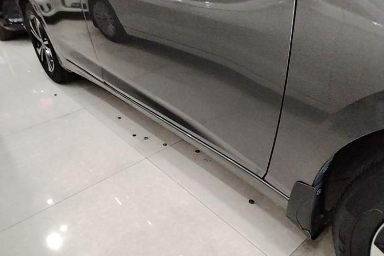 Used Nissan Sylphy 2021 1.6L XL CVT Enjoyment Edition Right Side Sill