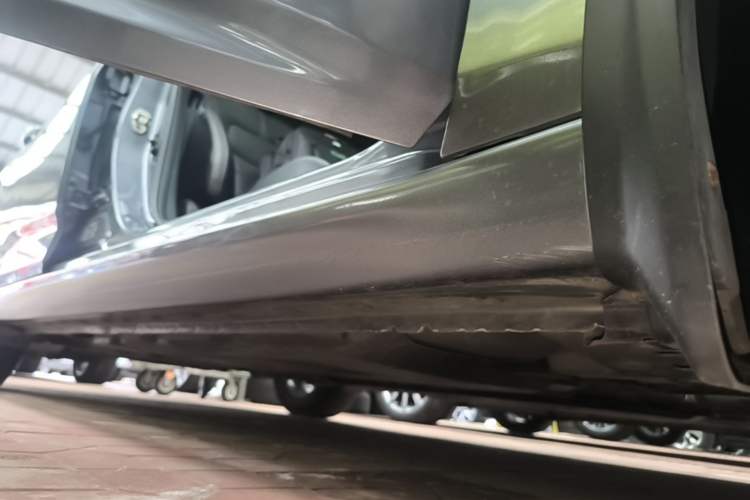 Used Nissan Sylphy 2021 1.6L XL CVT Enjoyment Edition Right Side Sill