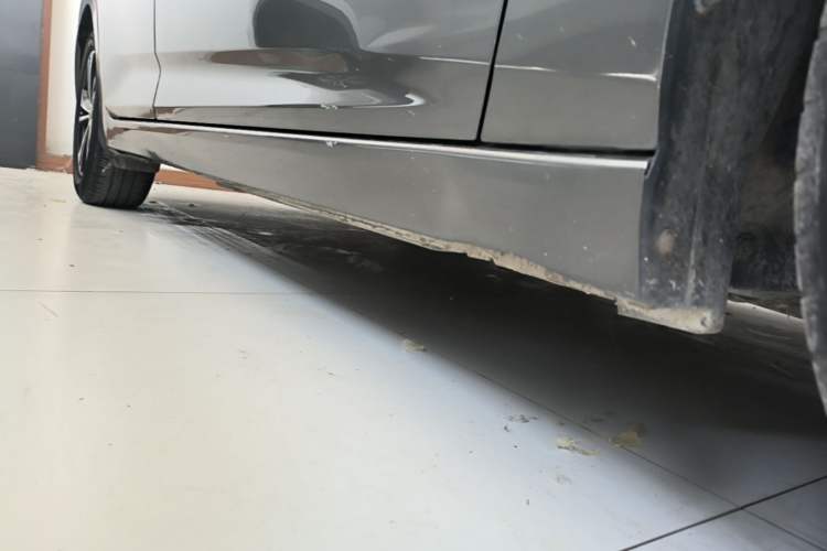 Used Nissan Sylphy 2021 1.6L XL CVT Enjoyment Edition Right Side Sill