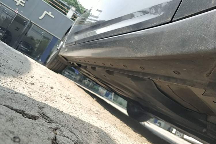 Used Nissan Sylphy 2021 1.6L XL CVT Enjoyment Edition Right Side Sill
