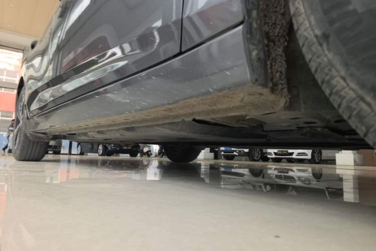Used Nissan Sylphy 2021 1.6L XL CVT Enjoyment Edition Right Side Sill