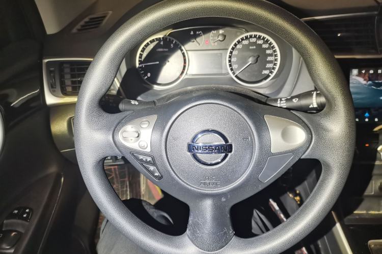 Used Nissan Sylphy 2021 Classic 1.6XL CVT Luxury Edition Steering Wheel