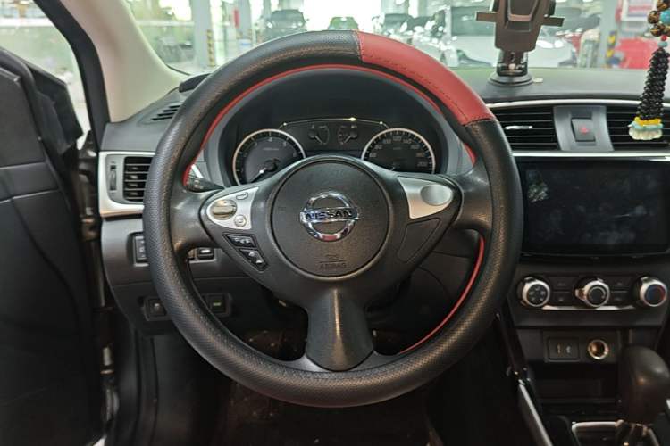 Used Nissan Sylphy 2021 Classic 1.6XL CVT Luxury Edition Steering Wheel