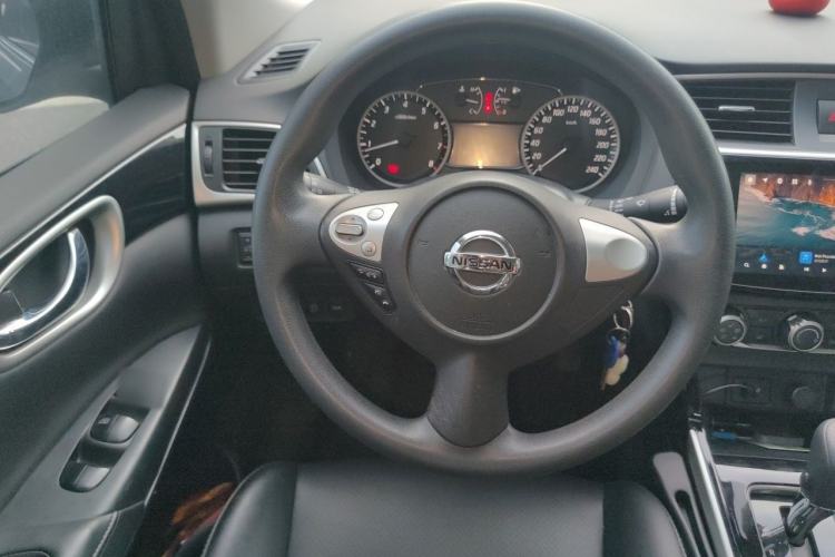 Used Nissan Sylphy 2021 Classic 1.6XL CVT Luxury Edition Steering Wheel