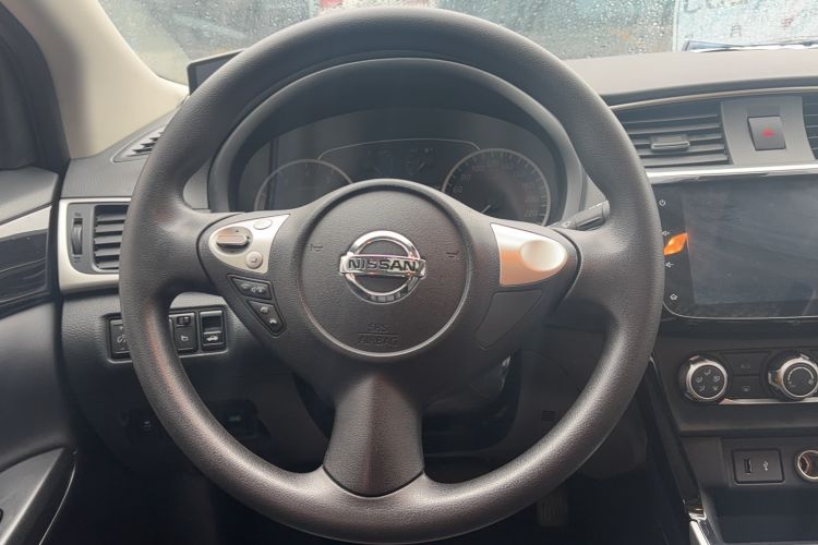 Used Nissan Sylphy 2021 Classic 1.6XL CVT Luxury Edition Steering Wheel