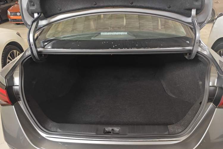 Used Nissan Sylphy 2021 1.6L XL CVT Enjoyment Edition Trunk