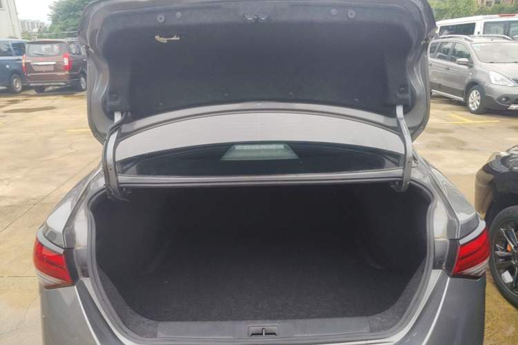 Used Nissan Sylphy 2021 1.6L XL CVT Enjoyment Edition Trunk